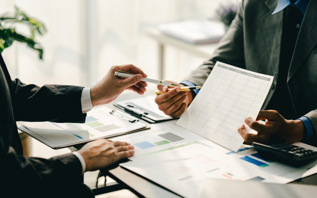 how to choose a financial wellness coach